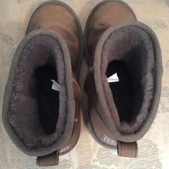 LL Bean Wicked Good Boots - Picture 3 of 6